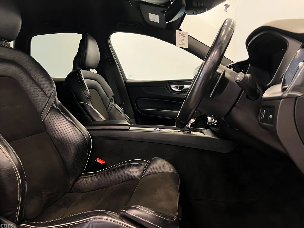 Volvo XC60 SUV, Diesel, 2018, White