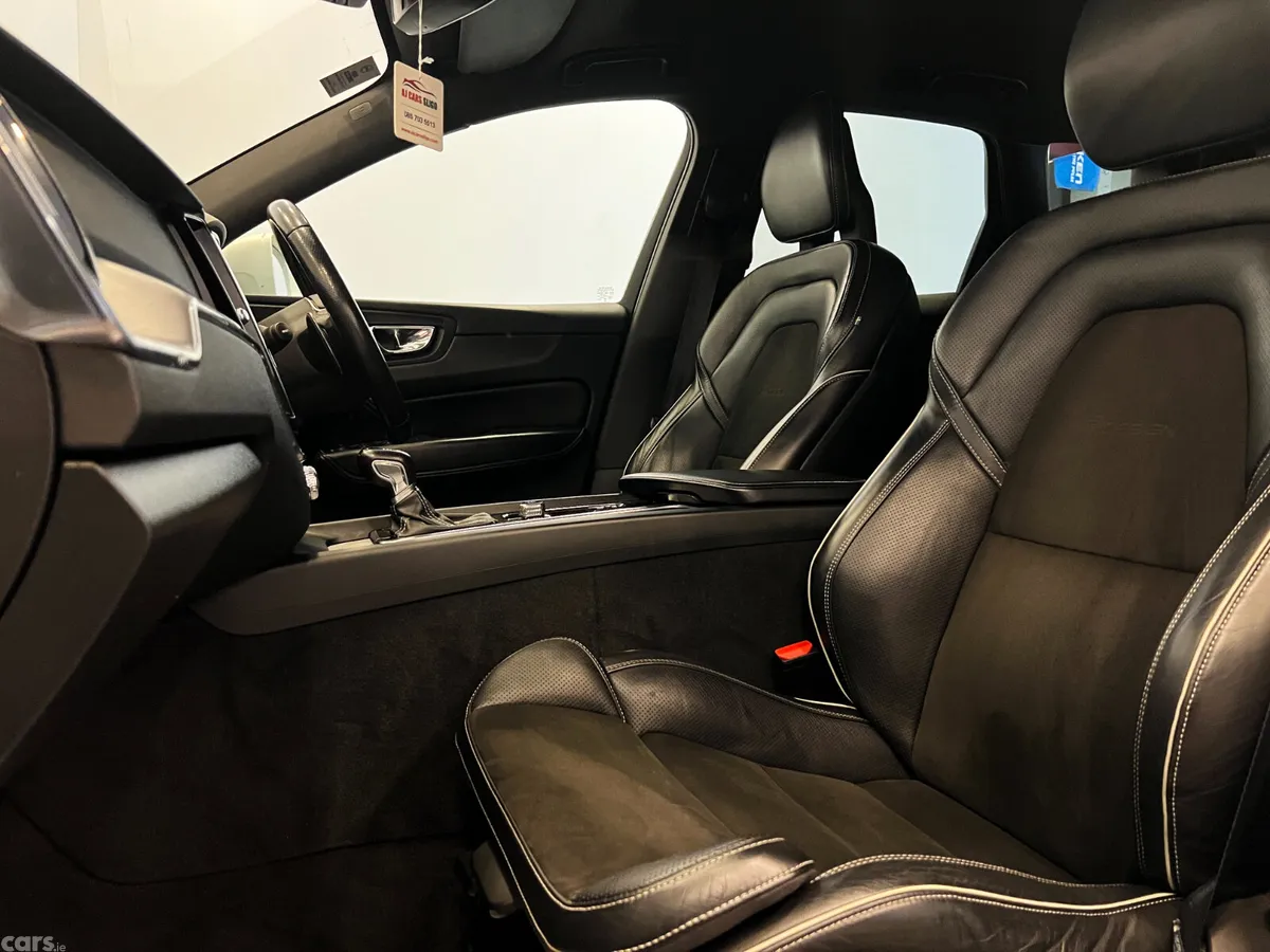 Volvo XC60 SUV, Diesel, 2018, White