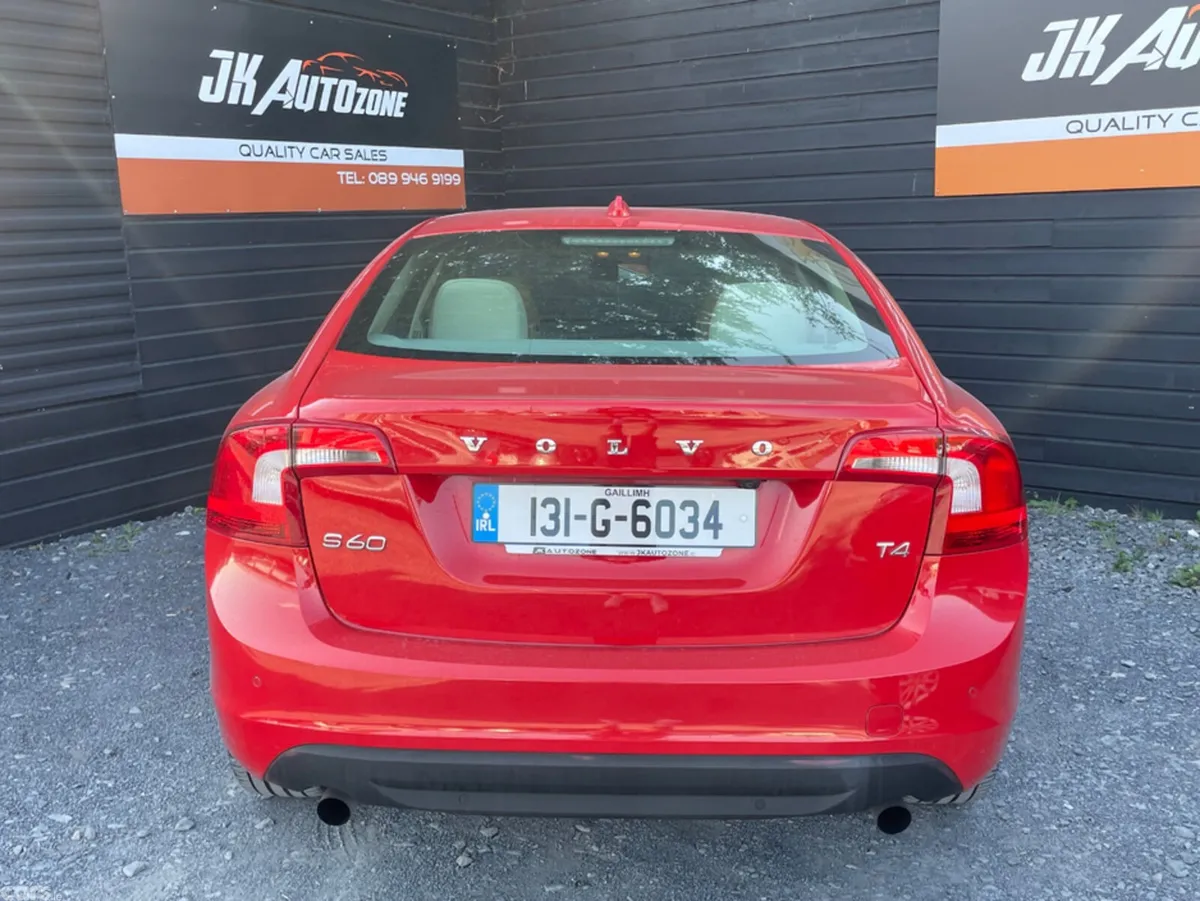 Volvo S60 Saloon, Petrol, 2013, Red