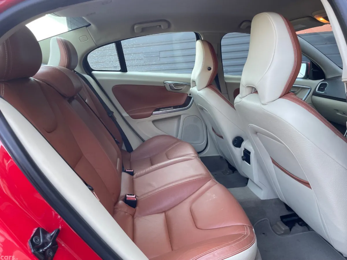 Volvo S60 Saloon, Petrol, 2013, Red
