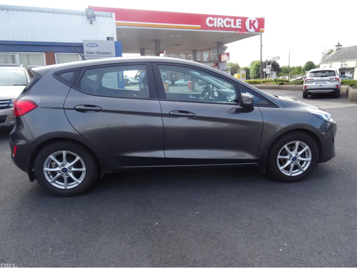 Ford Fiesta Hatchback, Petrol, 2020, Grey