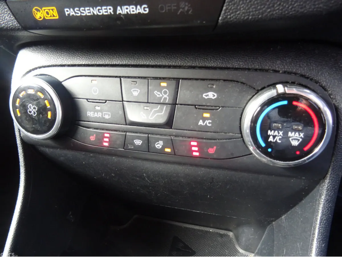 Ford Fiesta Hatchback, Petrol, 2020, Grey
