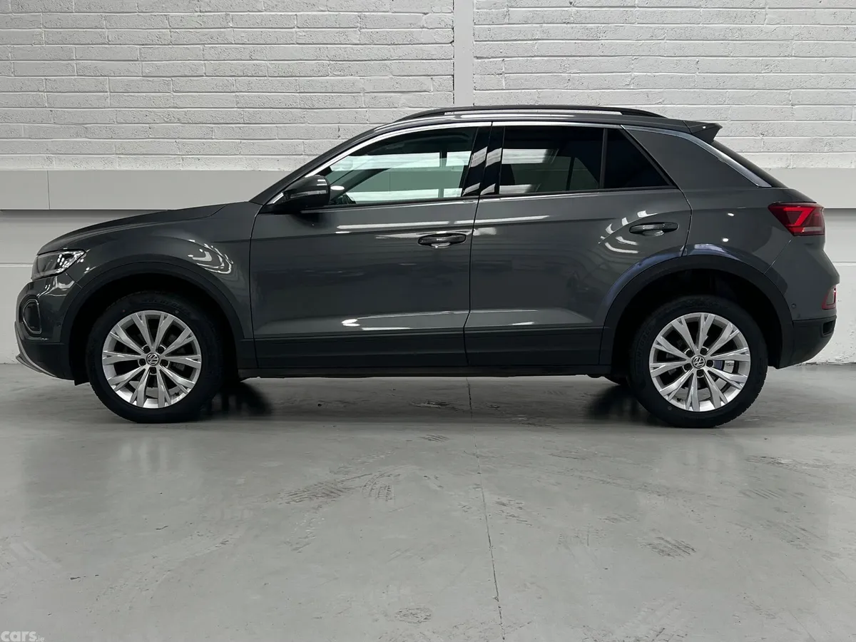 Volkswagen T-Roc SUV, Diesel, 2023, Grey