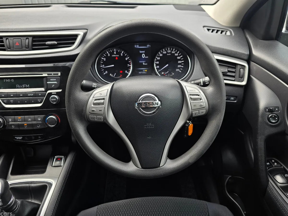 Nissan Qashqai SUV, Petrol, 2016, Brown