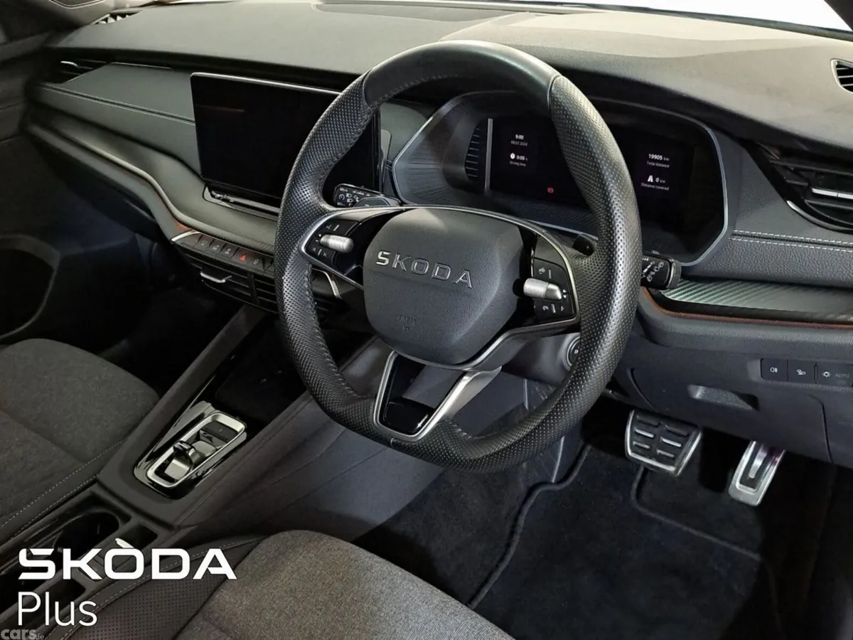 Skoda Octavia Saloon, Petrol, 2025, Blue