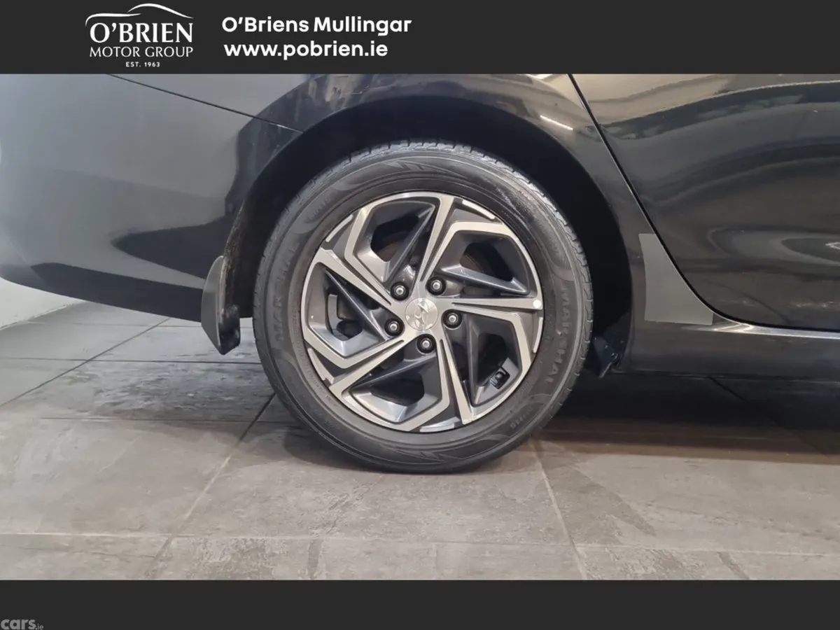 Hyundai i30 Estate, Diesel Hybrid, 2021, Black