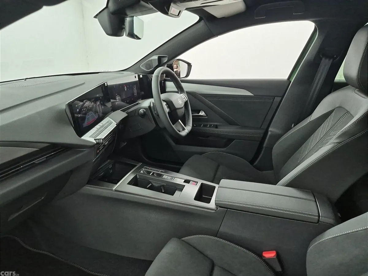 Opel Astra Estate, Diesel, 2027, Green