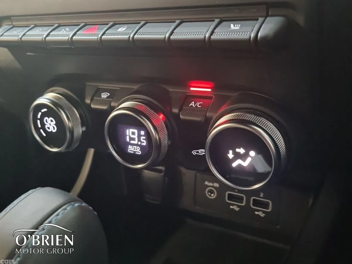 Renault Arkana Hatchback, Petrol, 2024, Blue