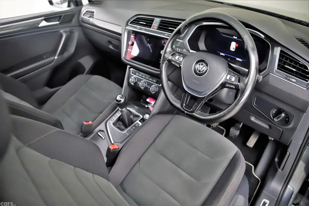 Volkswagen Tiguan SUV, Diesel, 2018, Grey
