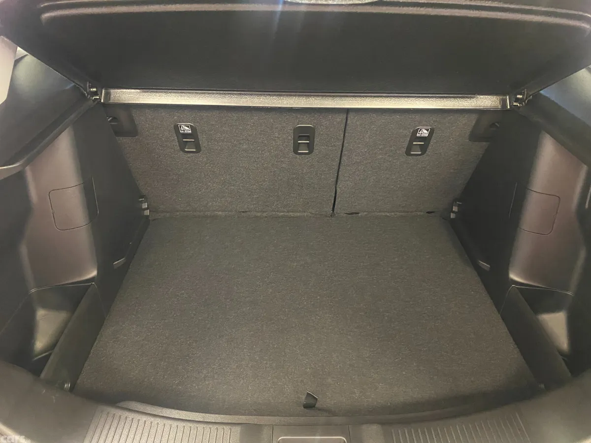 Suzuki SX4 SUV, Petrol Hybrid, 2025, Red