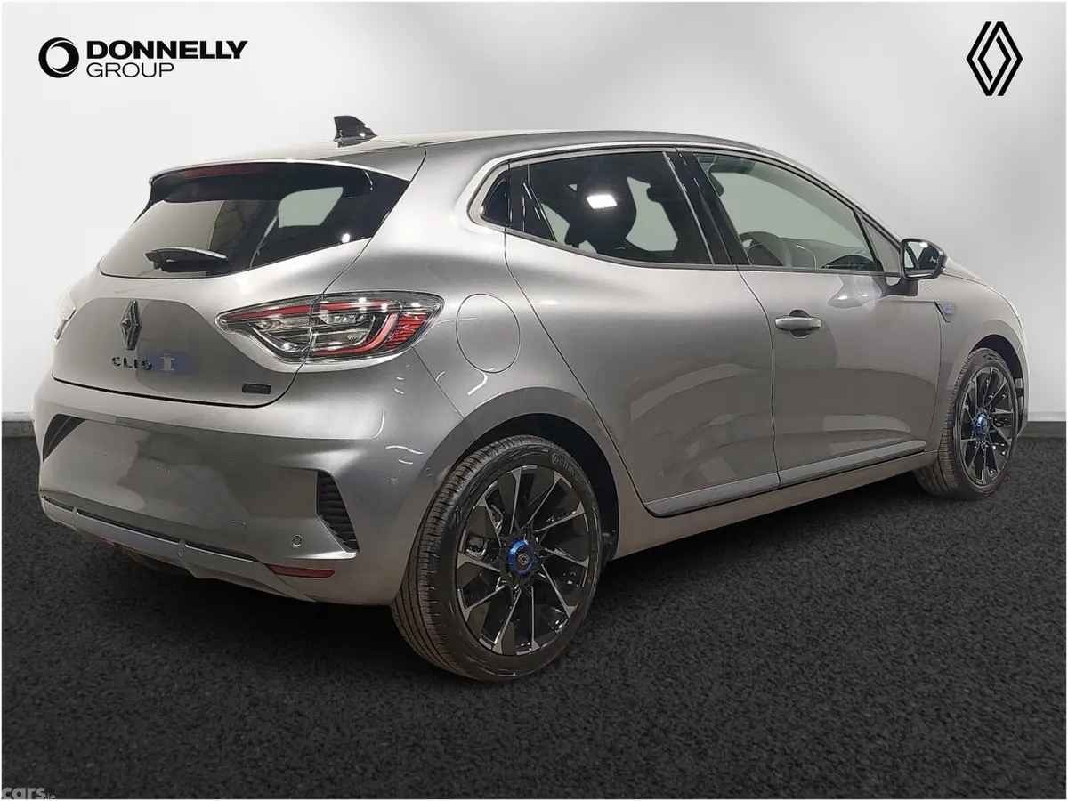 Renault Clio Hatchback, 2026, 