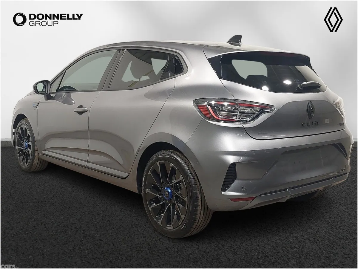 Renault Clio Hatchback, 2026, 