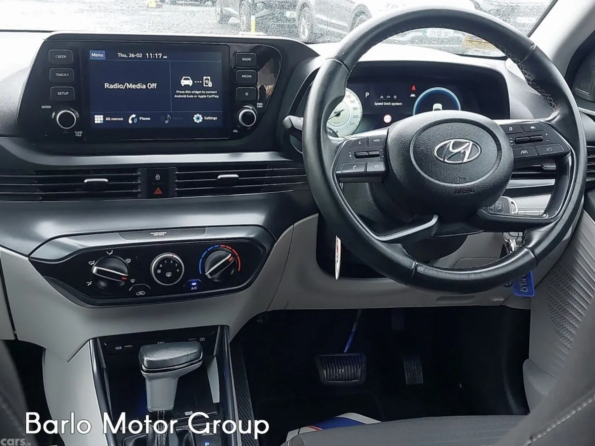 Hyundai i20 Hatchback, Petrol, 2023, Red