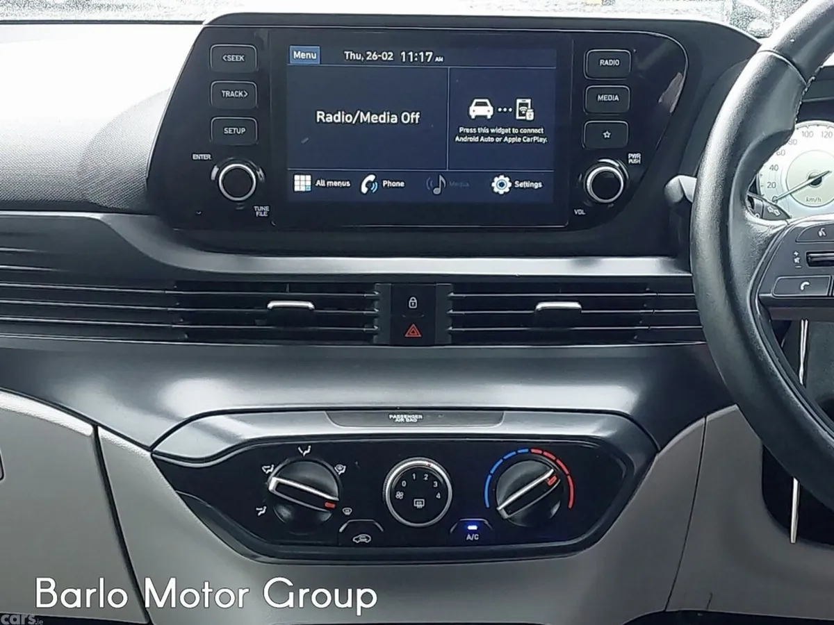 Hyundai i20 Hatchback, Petrol, 2023, Red