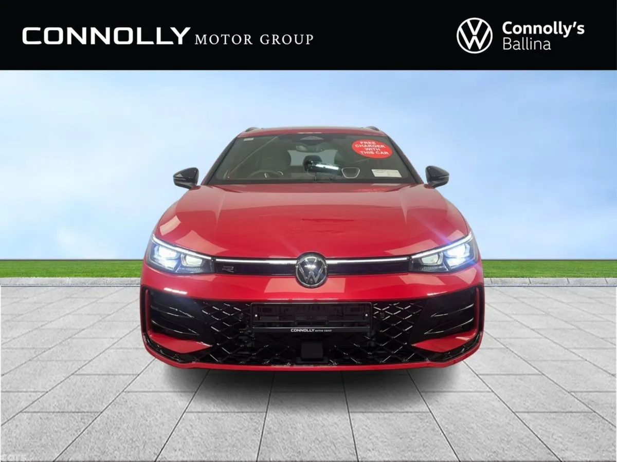 Volkswagen Passat Estate, Petrol Plug-in Hybrid, 2026, Red