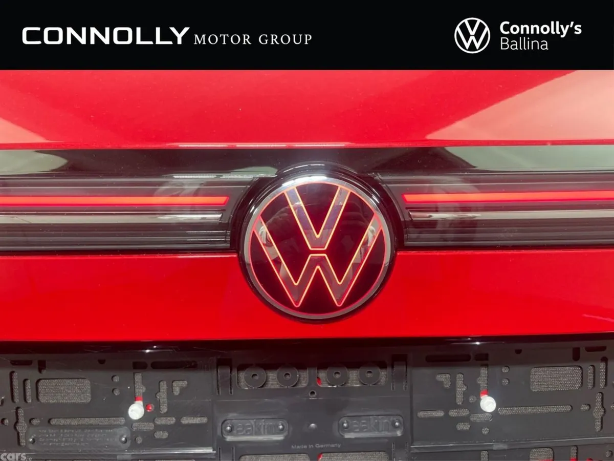 Volkswagen Passat Estate, Petrol Plug-in Hybrid, 2026, Red