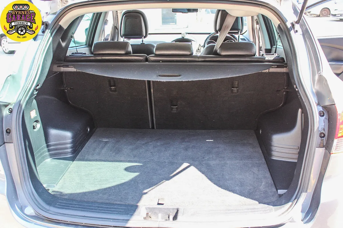 Hyundai ix35 SUV, Petrol, 2014, Grey