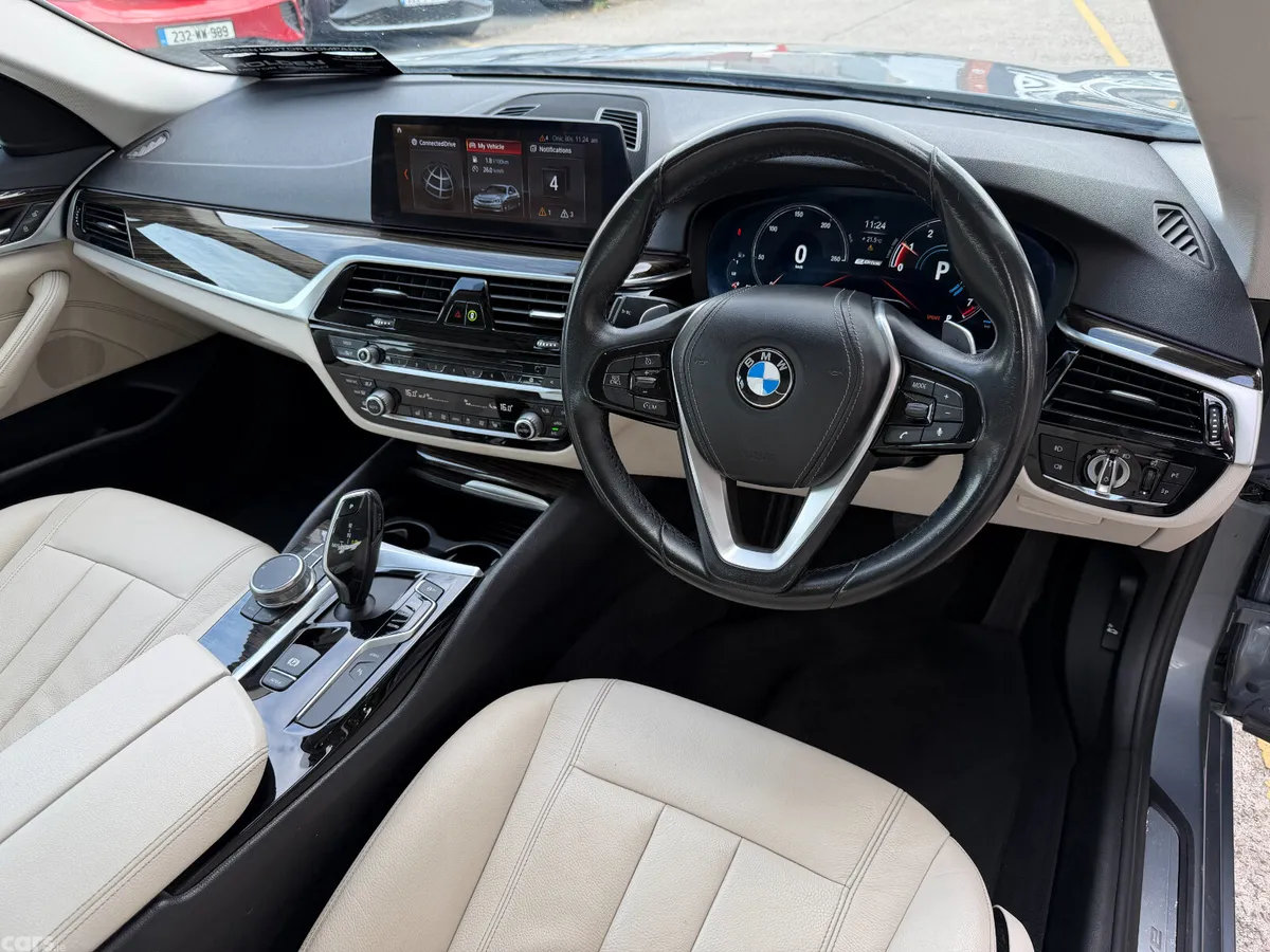 BMW 5-Series Saloon, Petrol Plug-in Hybrid, 2019, Grey