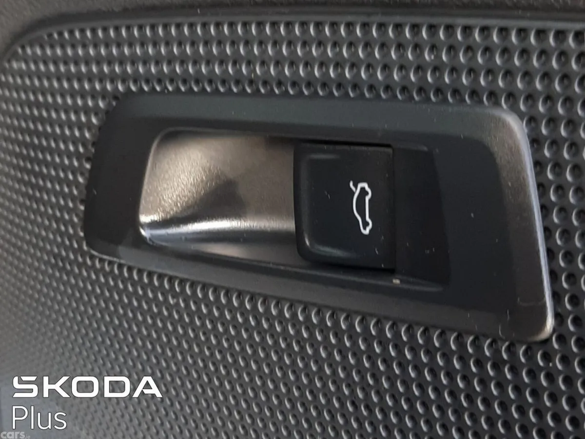Skoda Kodiaq MPV, Diesel, 2024, Grey