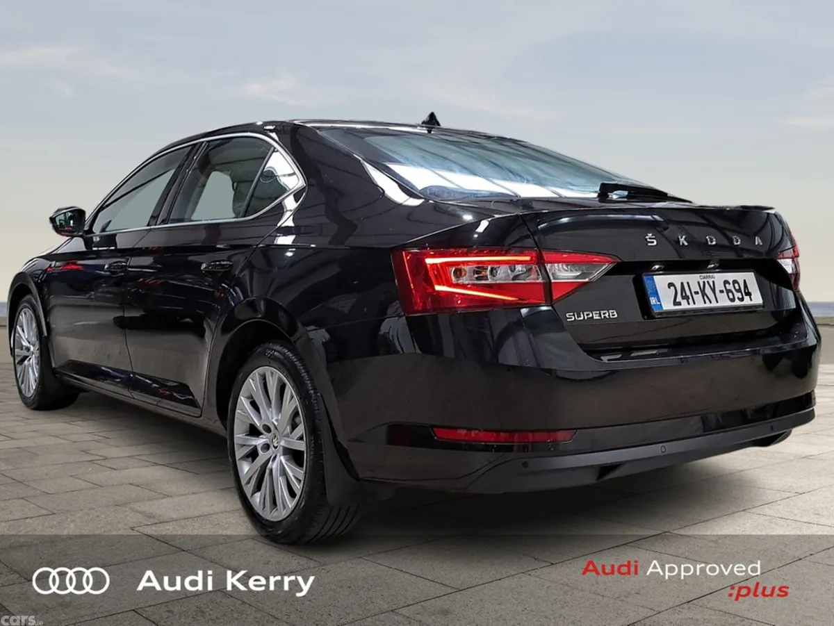 Skoda Superb Saloon, Diesel, 2024, Black