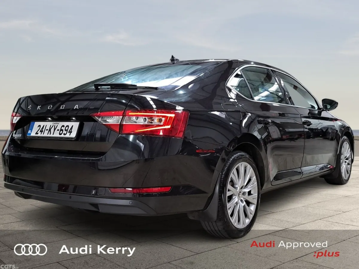 Skoda Superb Saloon, Diesel, 2024, Black
