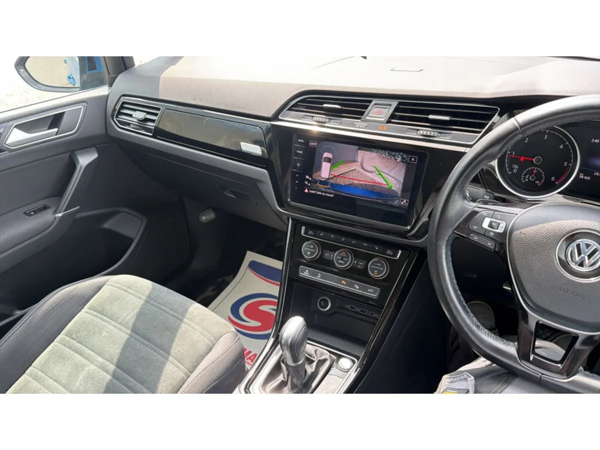 Volkswagen Touran MPV, Diesel, 2020, Blue