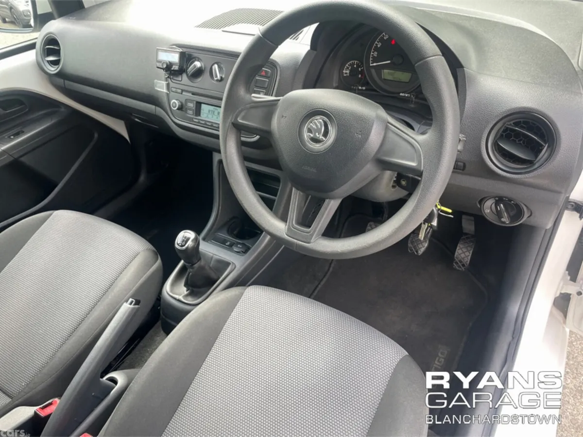 Skoda Citigo Hatchback, Petrol, 2016, White