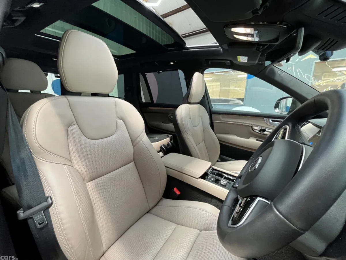 Volvo XC90 SUV, Petrol Plug-in Hybrid, 2025, Grey