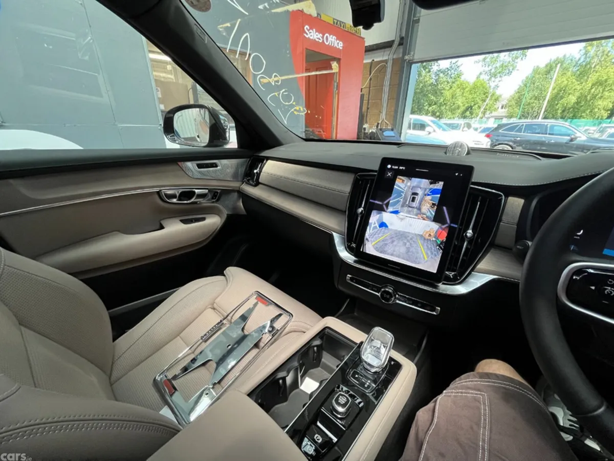 Volvo XC90 SUV, Petrol Plug-in Hybrid, 2025, Grey