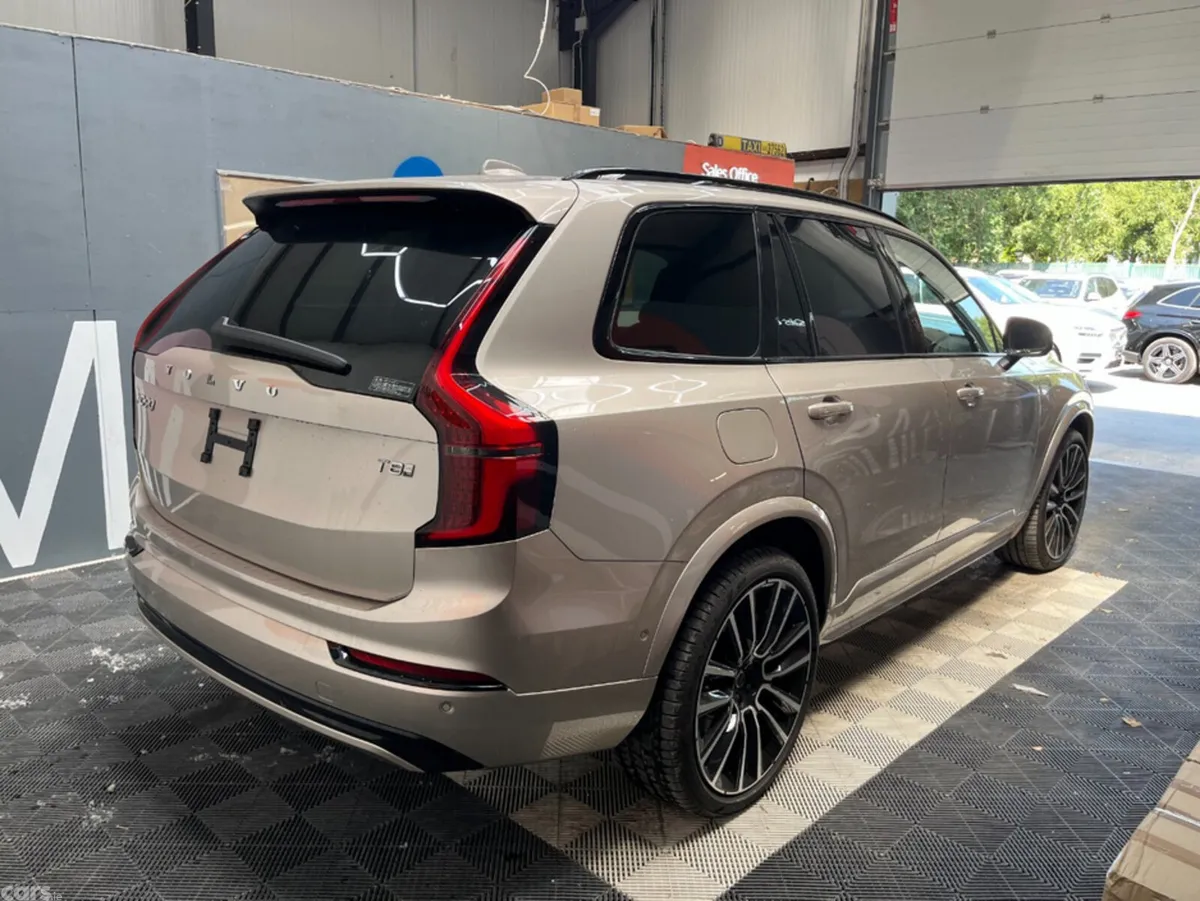 Volvo XC90 SUV, Petrol Plug-in Hybrid, 2025, Grey