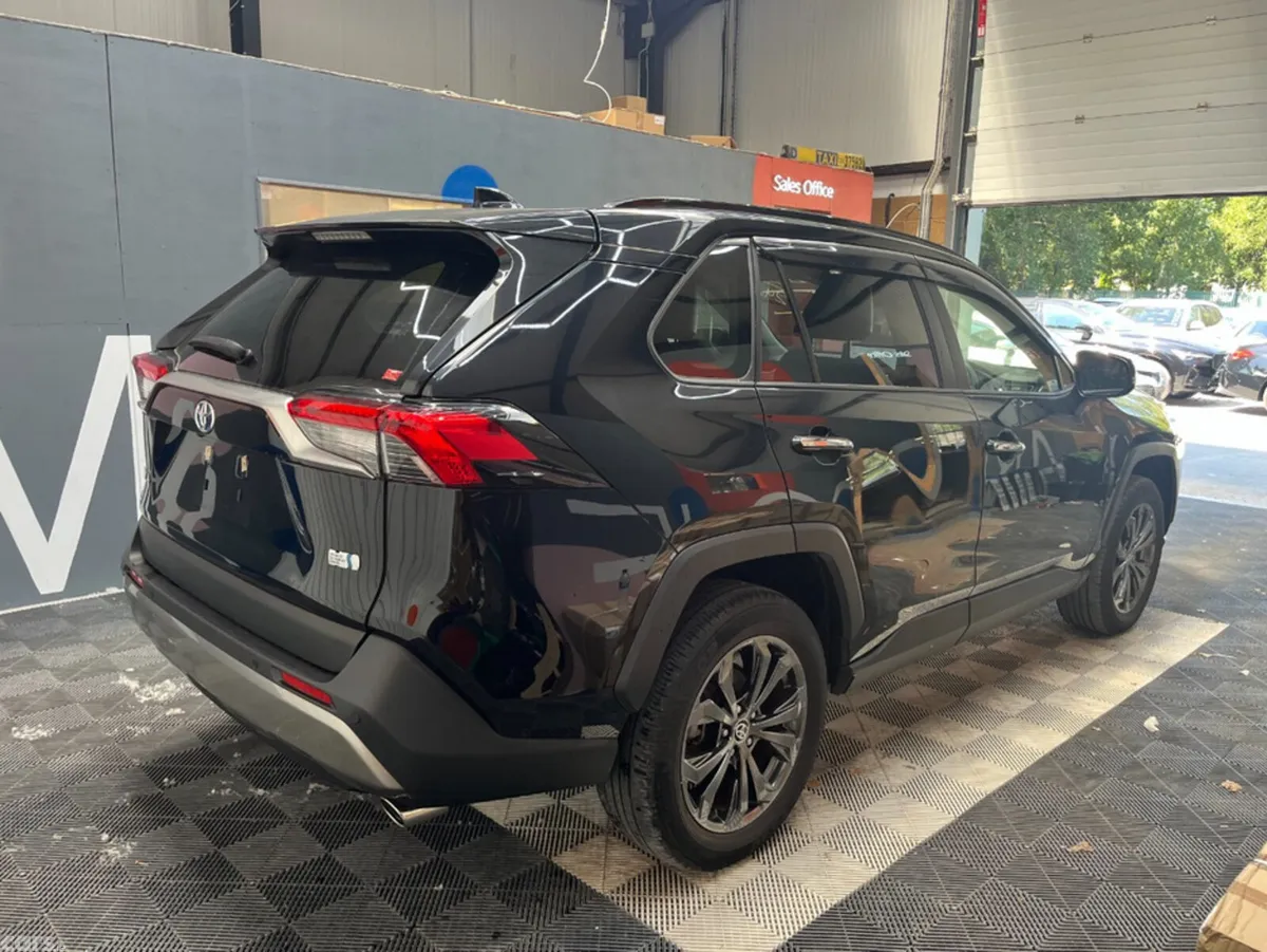 Toyota RAV4 SUV, Petrol Hybrid, 2024, Black