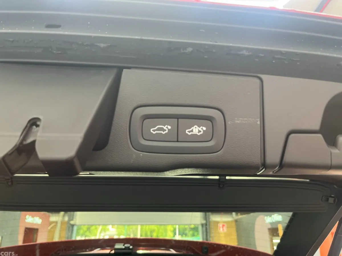 Volvo XC60 SUV, Petrol Plug-in Hybrid, 2024, Red