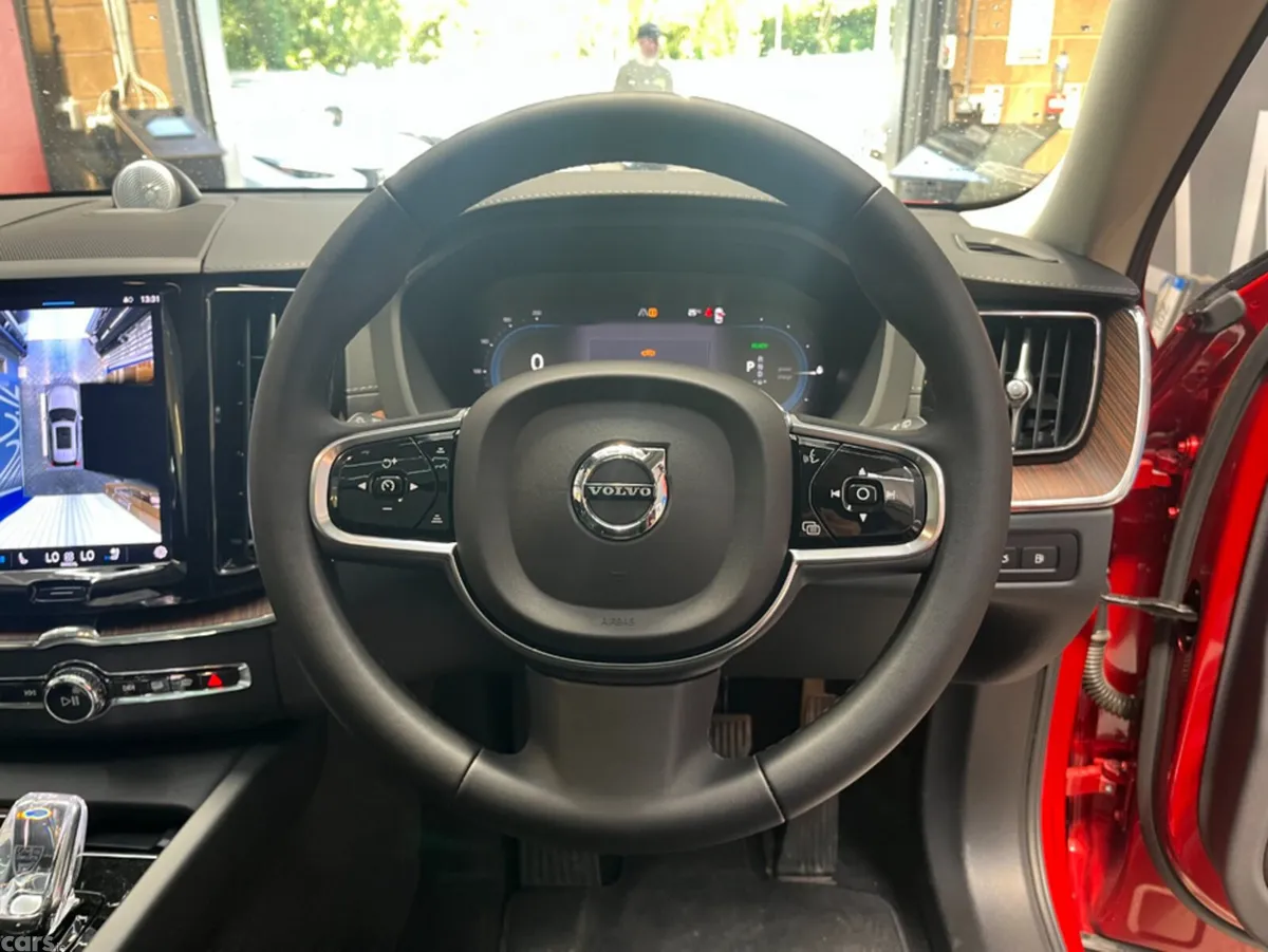 Volvo XC60 SUV, Petrol Plug-in Hybrid, 2024, Red