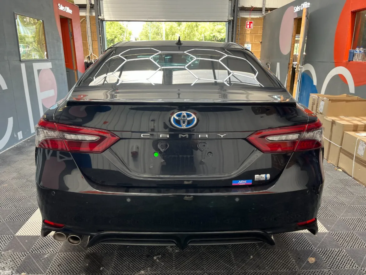 Toyota Camry Saloon, Petrol, 2023, Black
