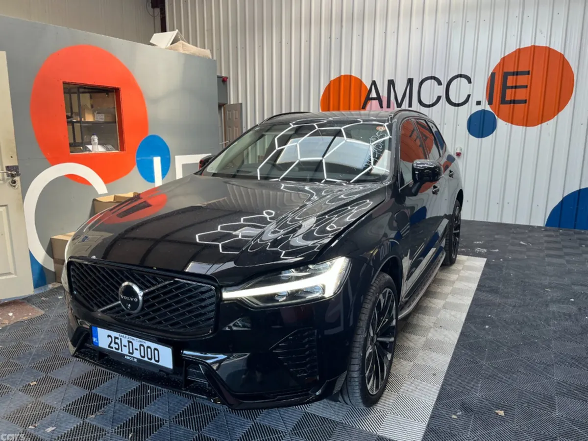 Volvo XC60 SUV, Petrol Plug-in Hybrid, 2025, Black