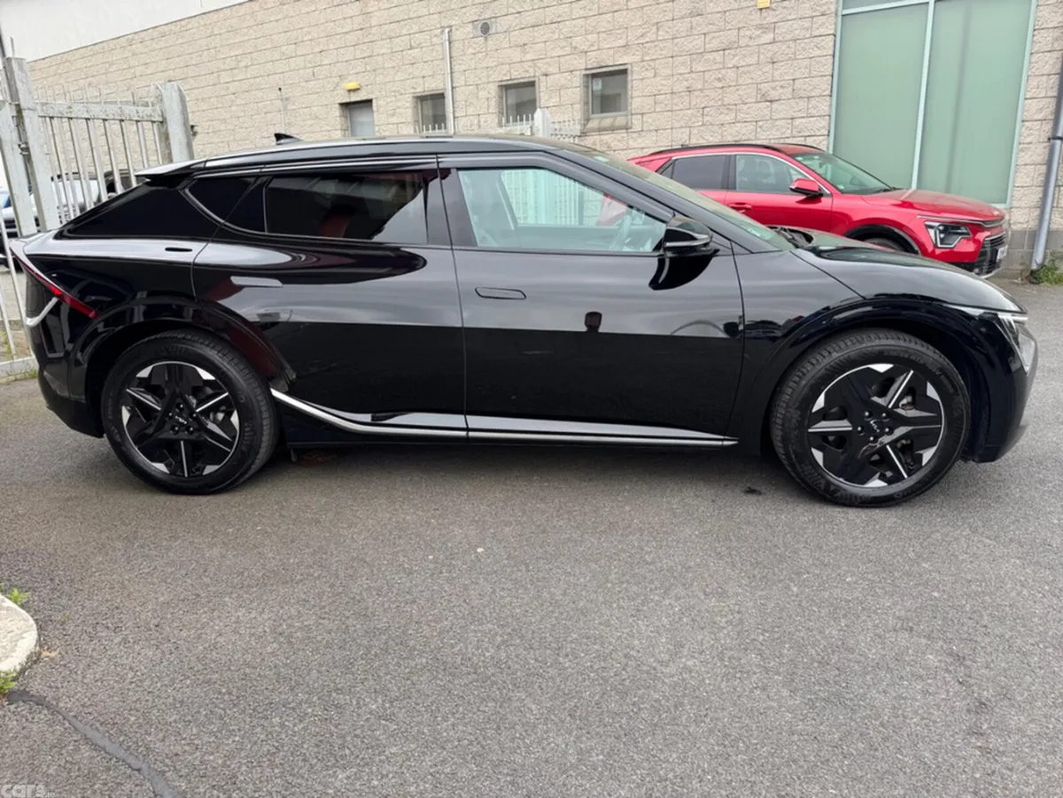 Kia EV6 Hatchback, Electric, 2025, Black