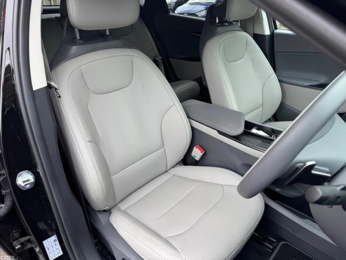 Kia EV6 Hatchback, Electric, 2025, Black