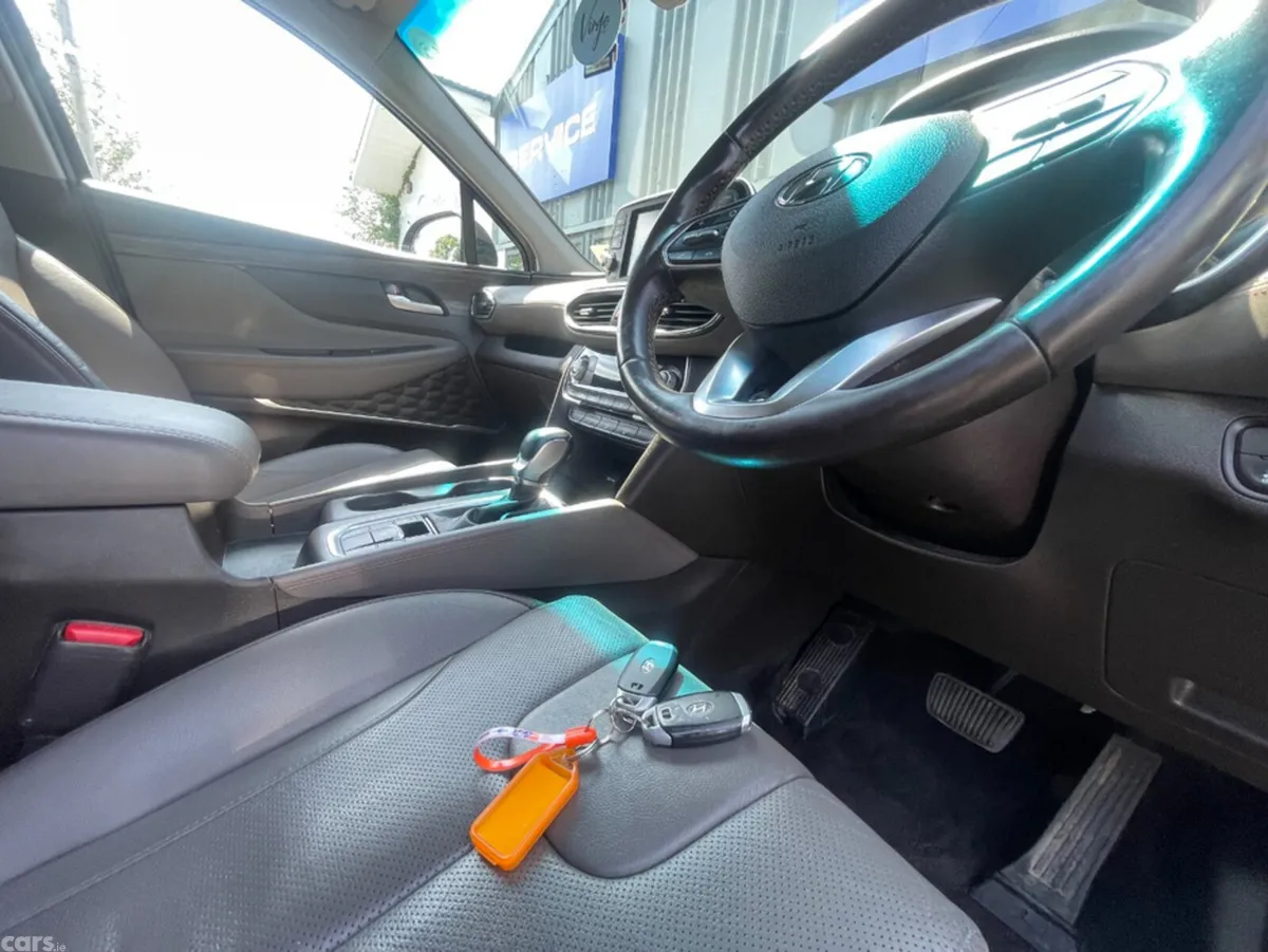 Hyundai Santa Fe SUV, Diesel, 2020, Black