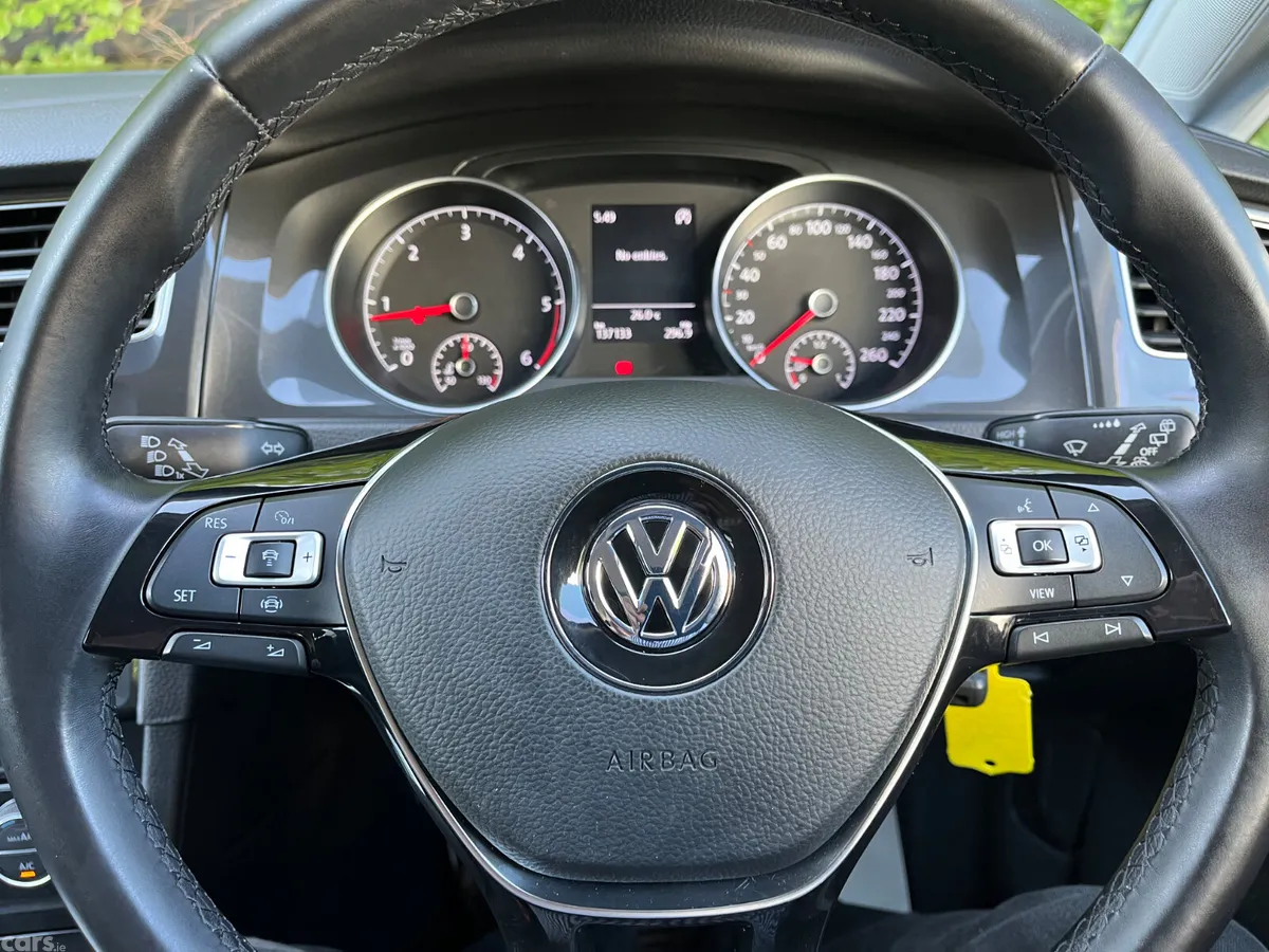 Volkswagen Golf Hatchback, Diesel, 2019, Grey