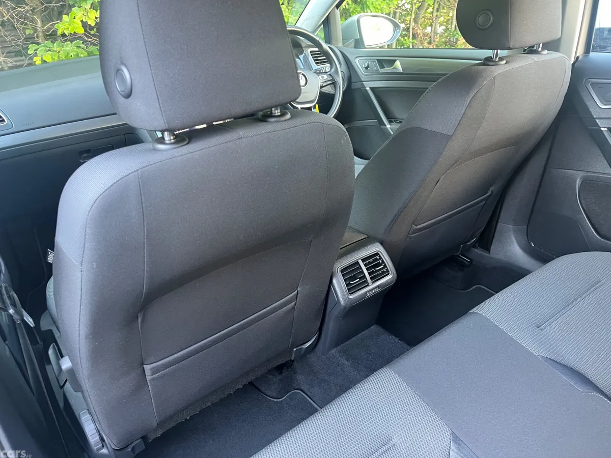 Volkswagen Golf Hatchback, Diesel, 2019, Grey