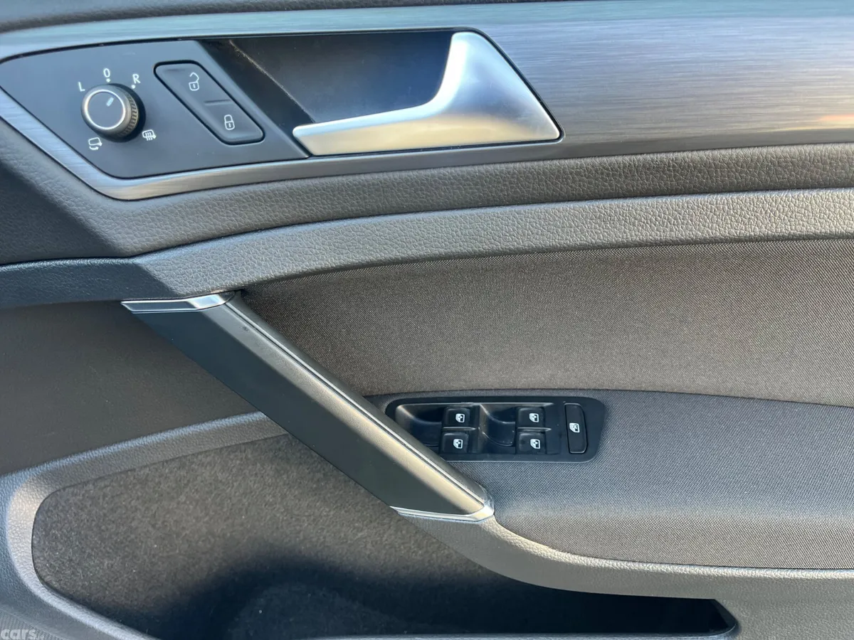 Volkswagen Golf Hatchback, Diesel, 2019, Grey