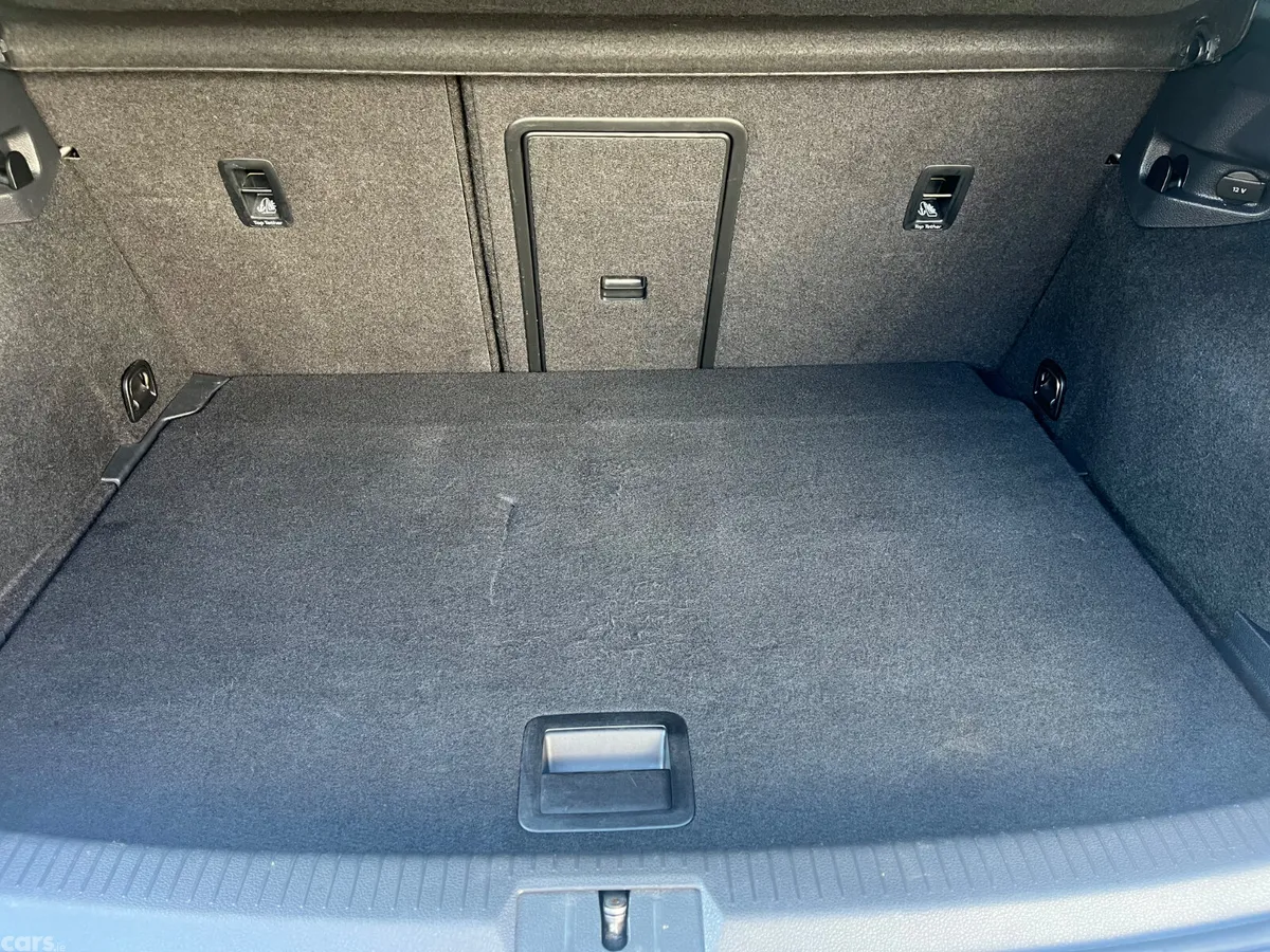 Volkswagen Golf Hatchback, Diesel, 2019, Grey