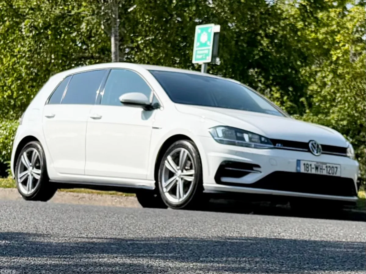 Volkswagen Golf Estate, Petrol, 2018, White