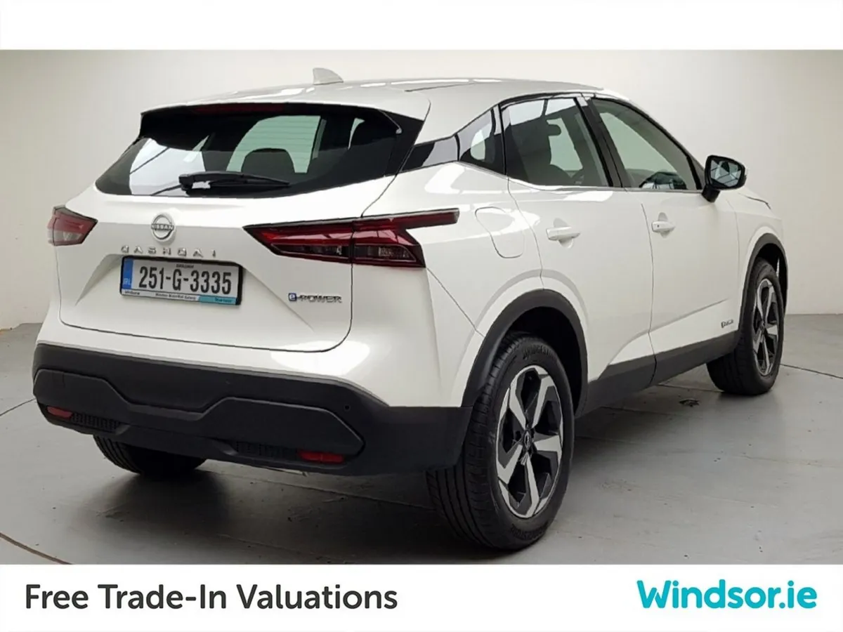 Nissan Qashqai MPV, Petrol Hybrid, 2025, White