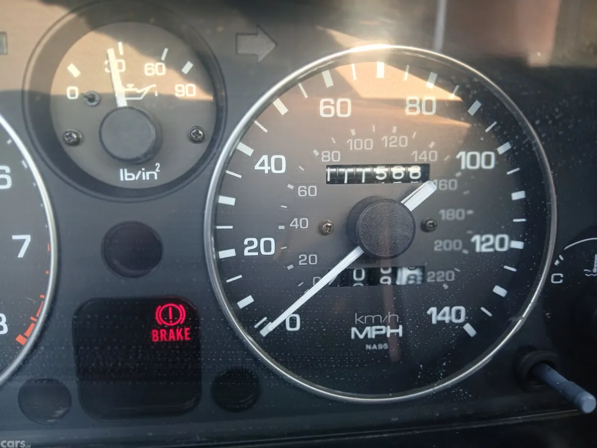 Mazda MX-5 Coupe, Petrol, 1995, White