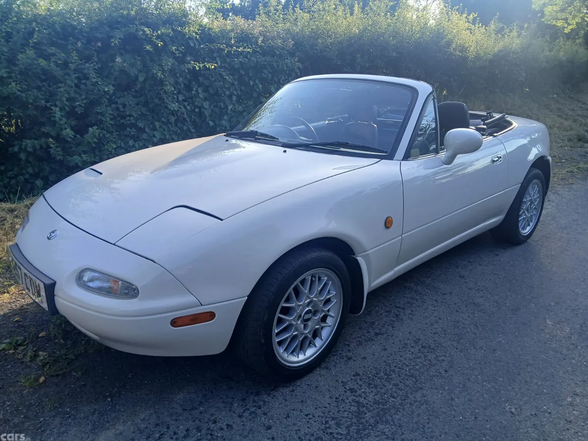 Mazda MX-5 Coupe, Petrol, 1995, White