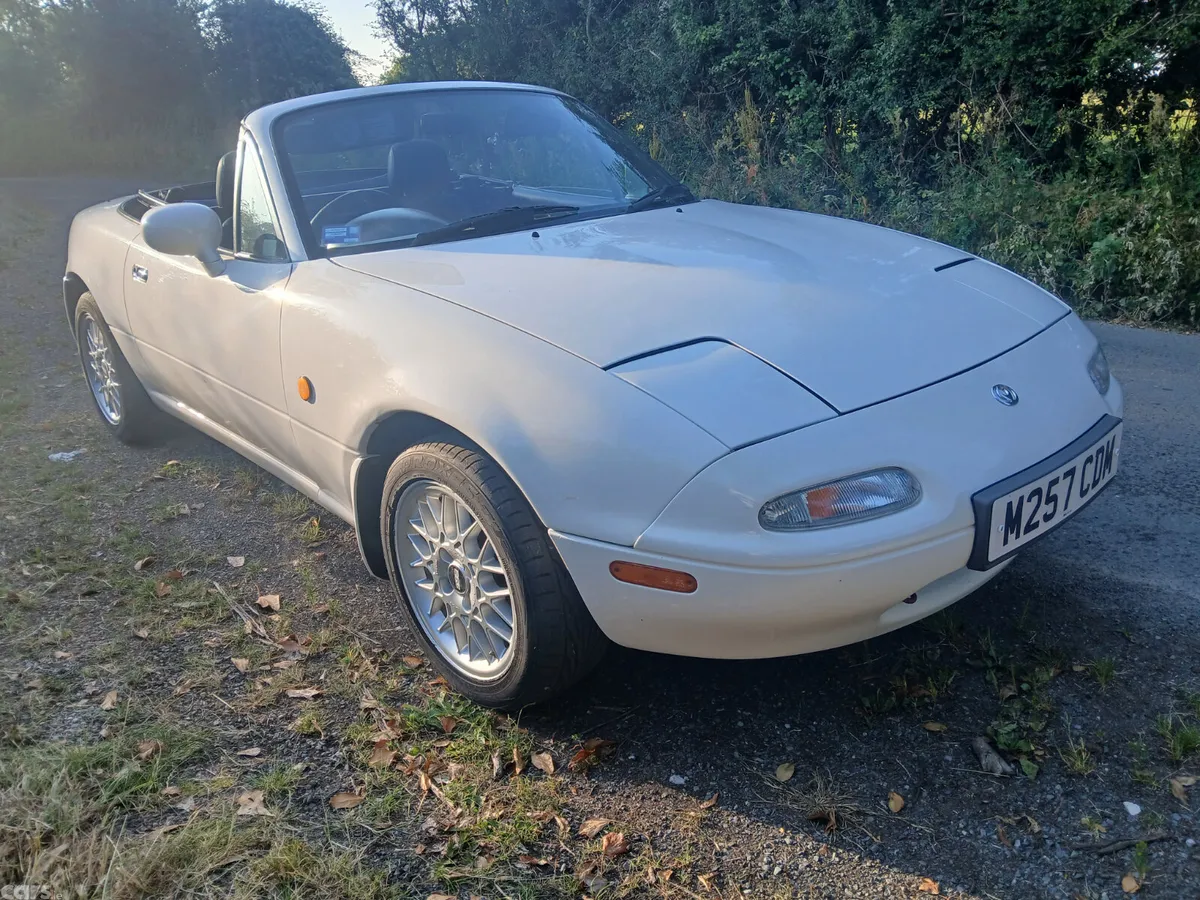 Mazda MX-5 Coupe, Petrol, 1995, White
