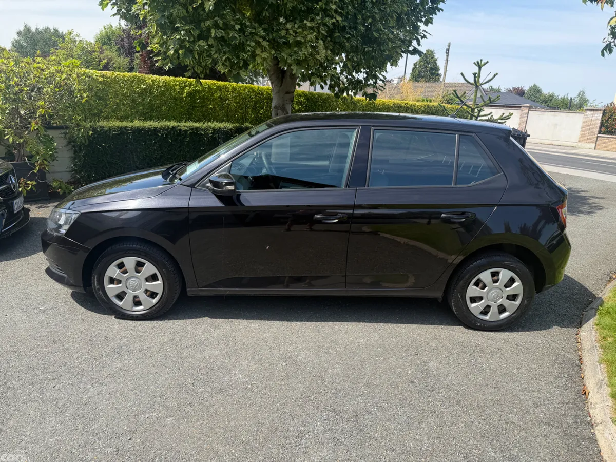 Skoda Fabia Hatchback, Petrol, 2017, Black