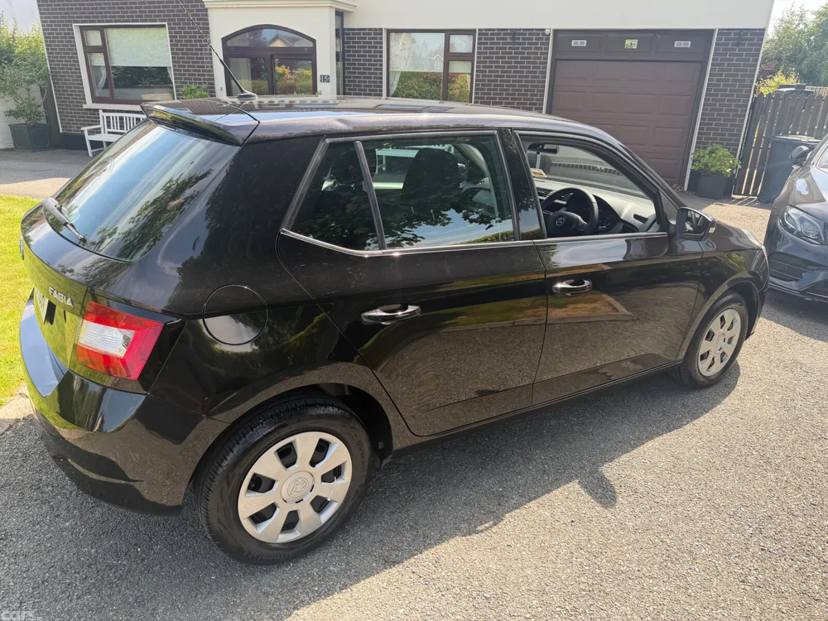 Skoda Fabia Hatchback, Petrol, 2017, Black