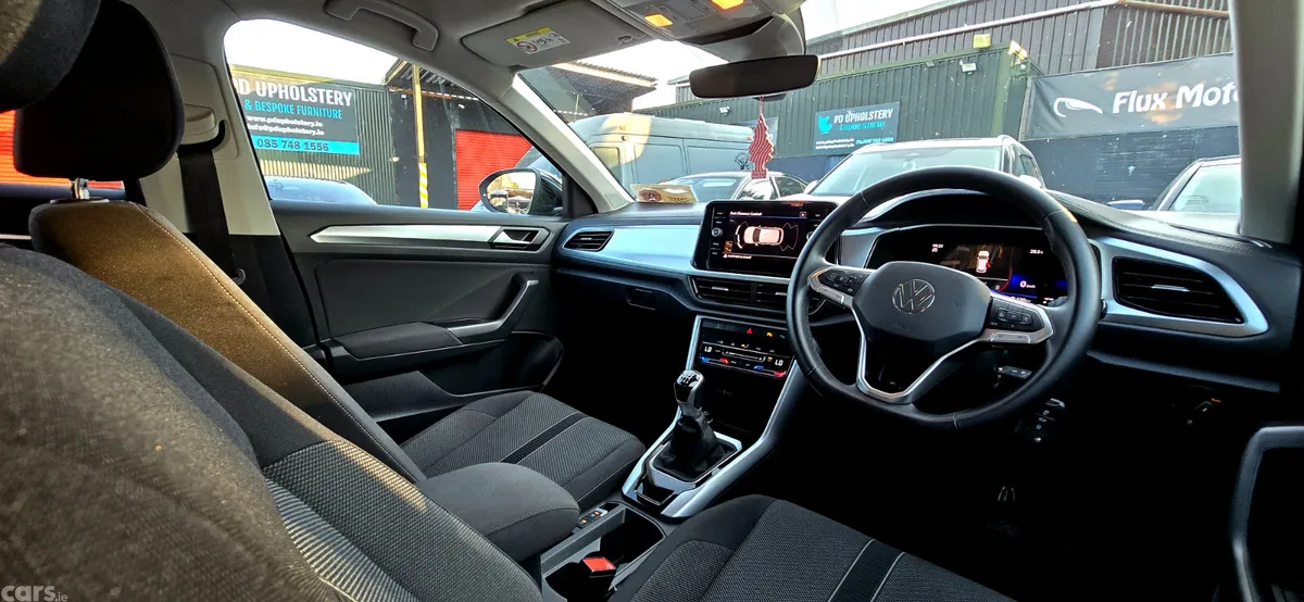 Volkswagen T-Roc SUV, Petrol, 2023, Grey